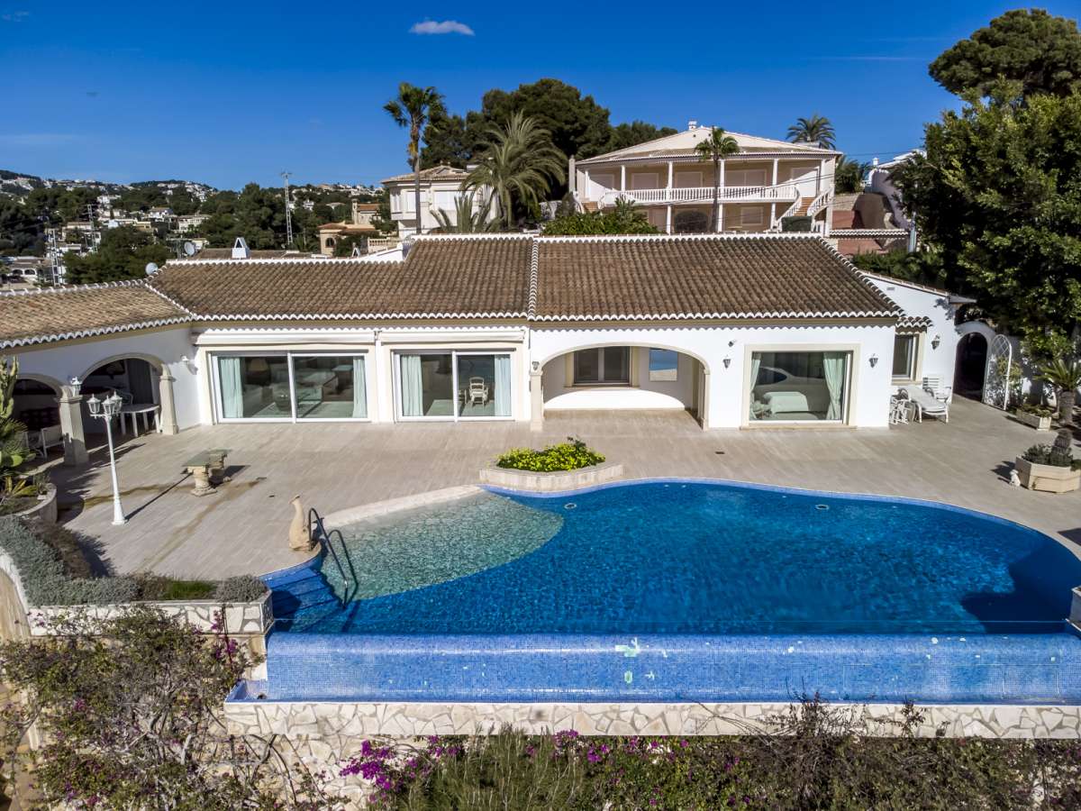 frittliggende-villa en moraira ·  1700000€