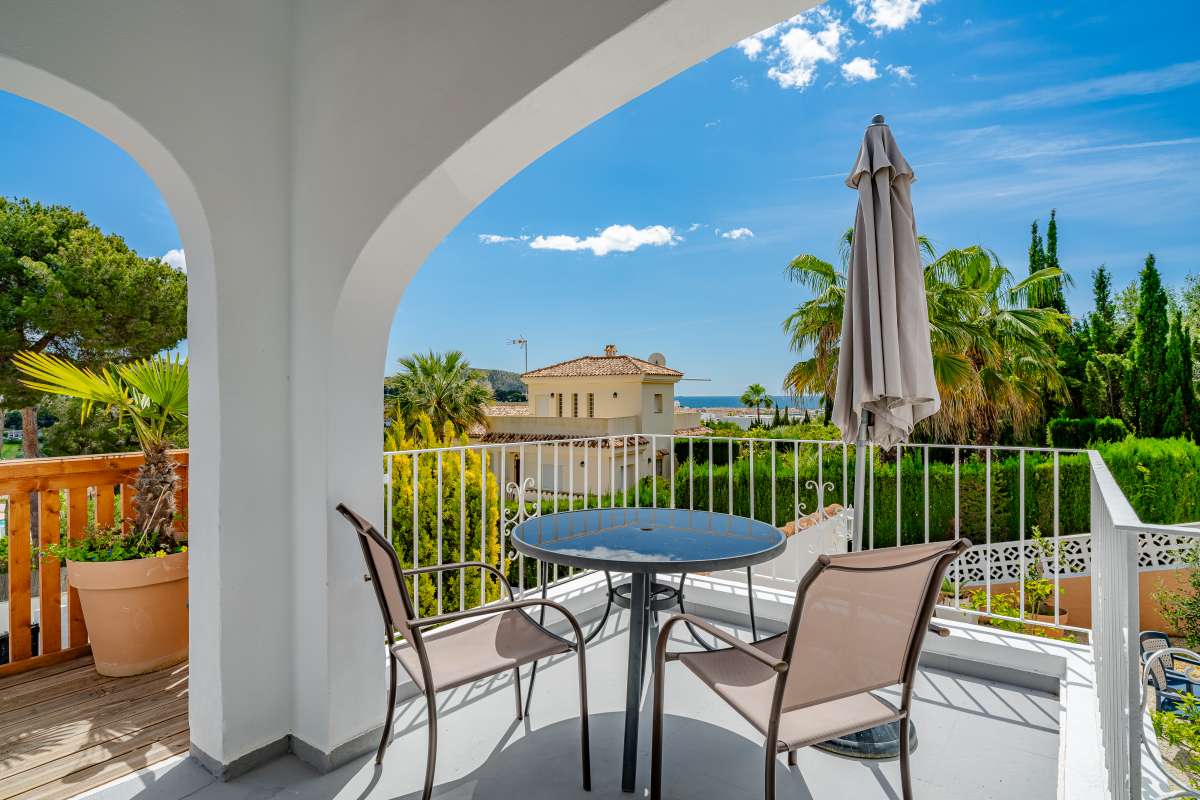 Venta. Chalet/Villa en Moraira