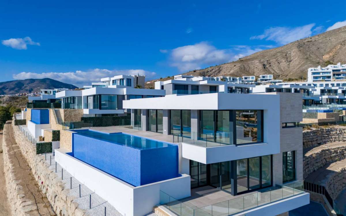 Villa in Finestrat - view 1