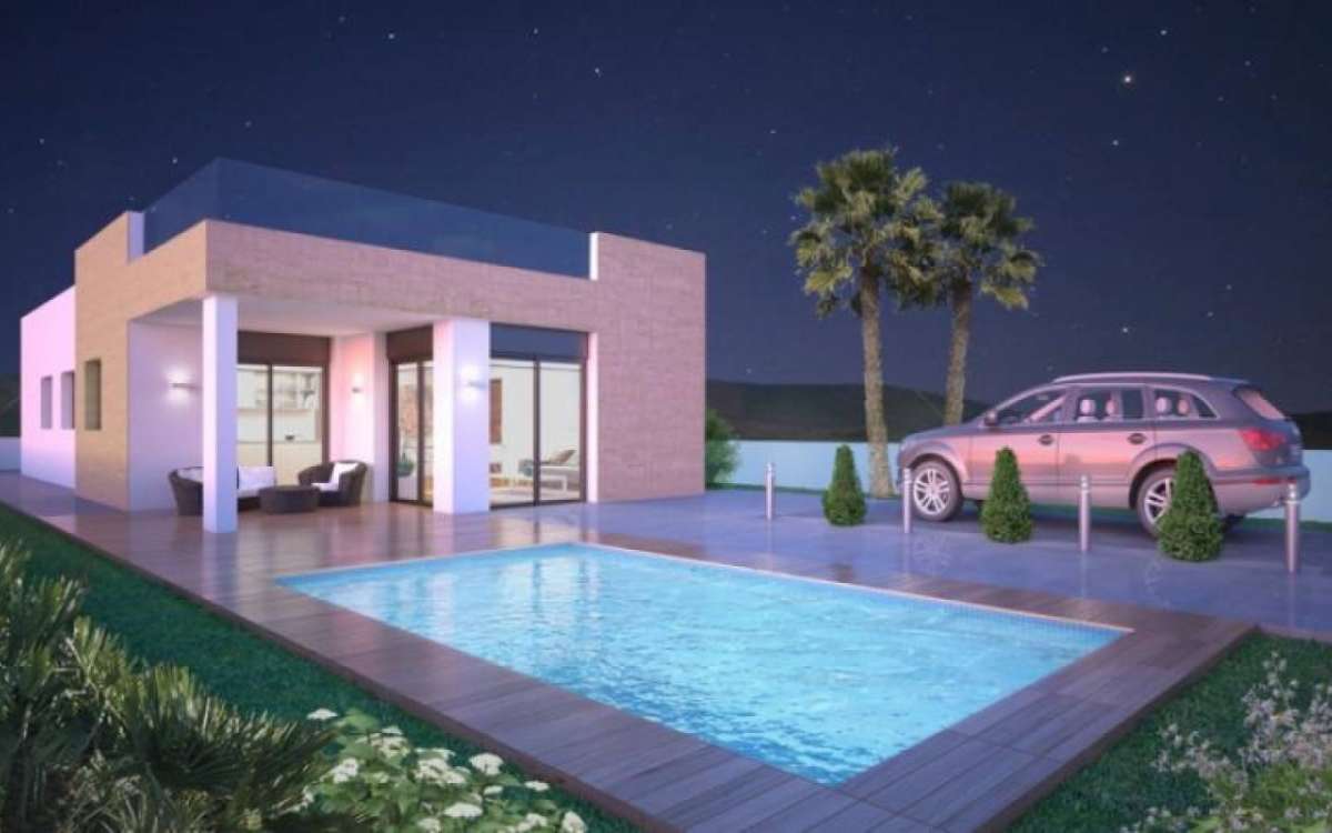 Villa in Pinoso - view 1