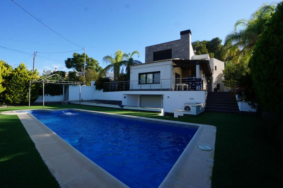 villa-independiente en calpe · calpe 795000€