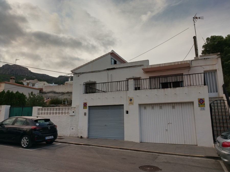 ВИЛЛЫ en Calpe · Calpe 525000€