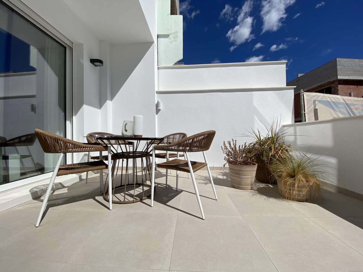 House in Torre de la Horadada - view 1