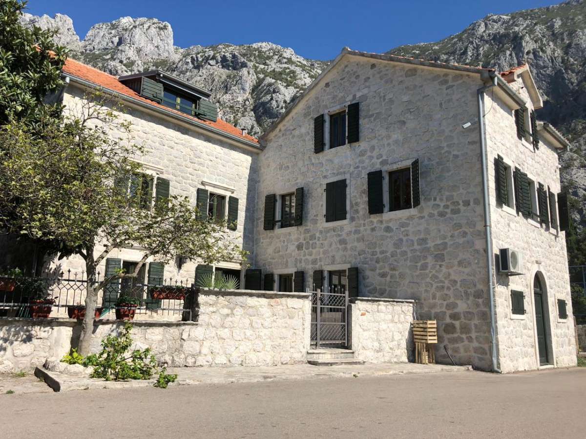 villa-independiente en  ·  1750000€
