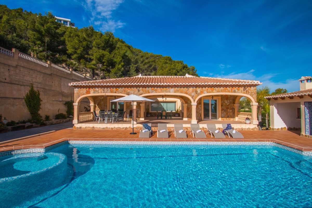 villen en calpe · calpe 670000€