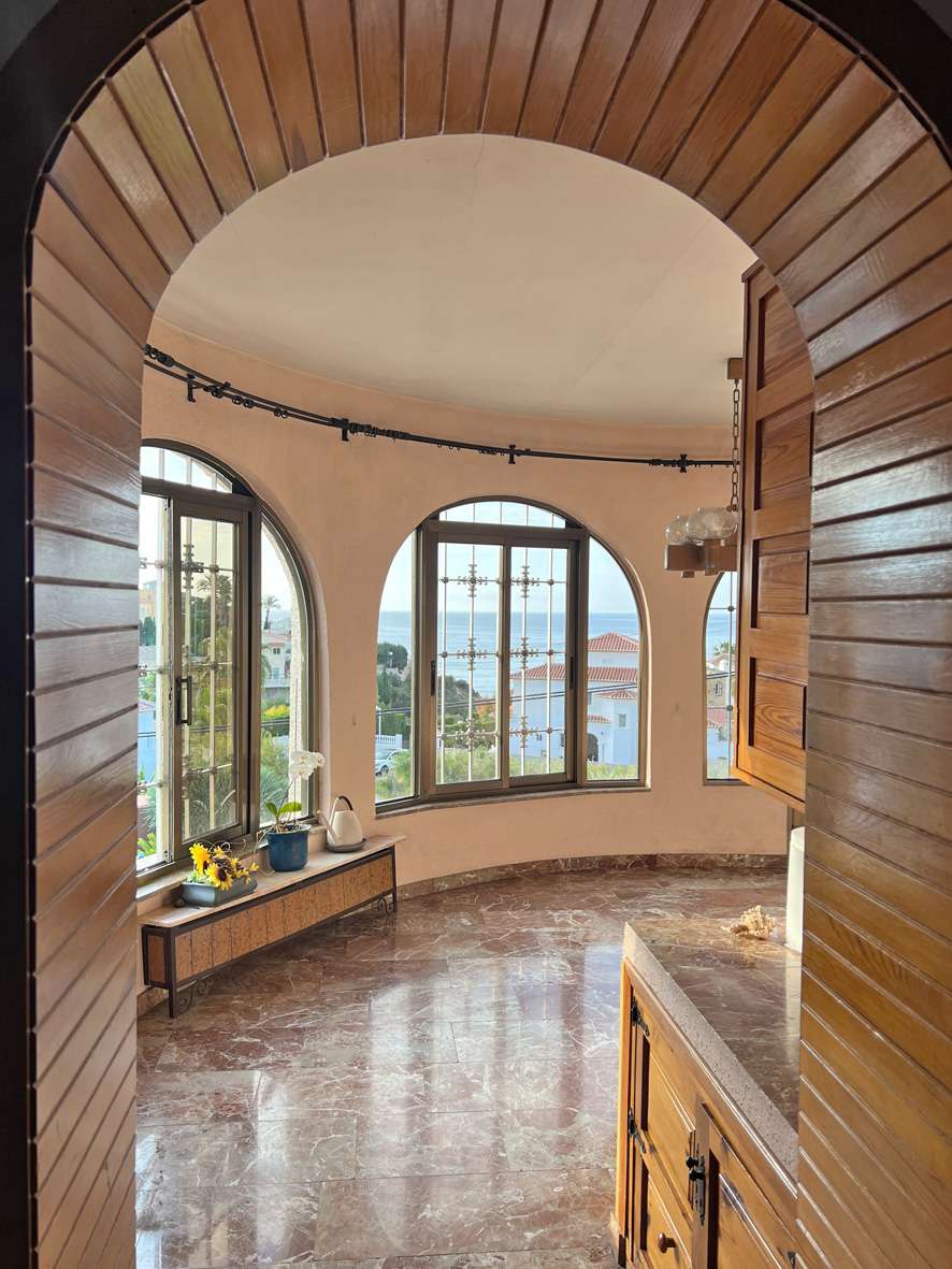 Verkoop. Villa in Calpe