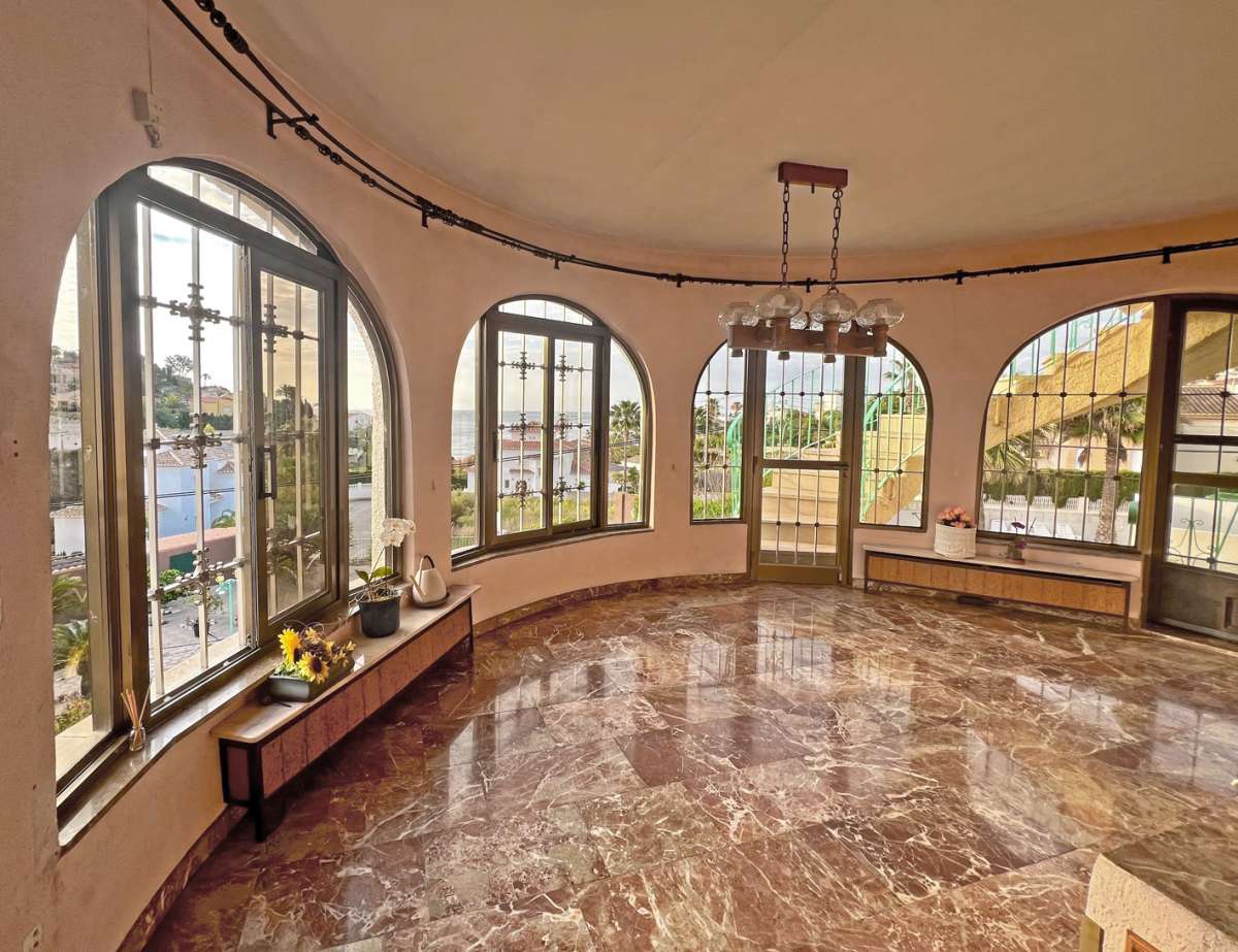 Verkoop. Villa in Calpe