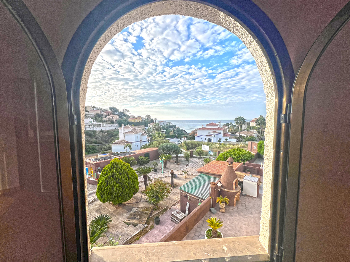 Verkoop. Villa in Calpe
