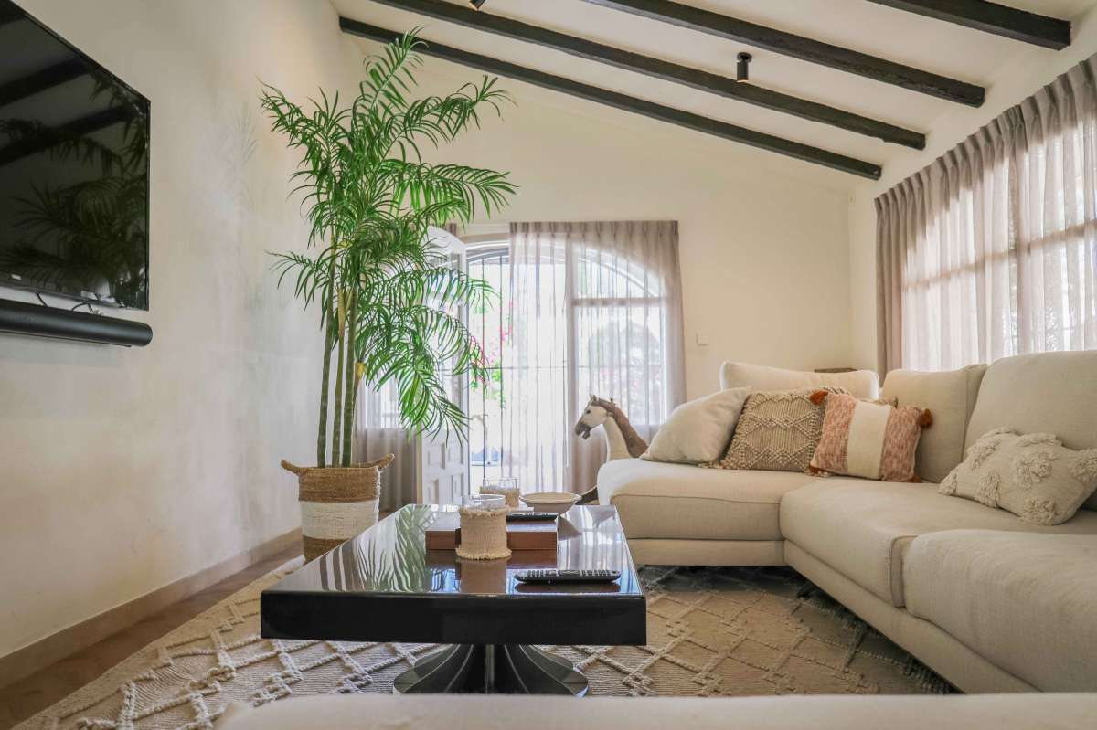 Venta. Chalet/Villa en Jesús Pobre