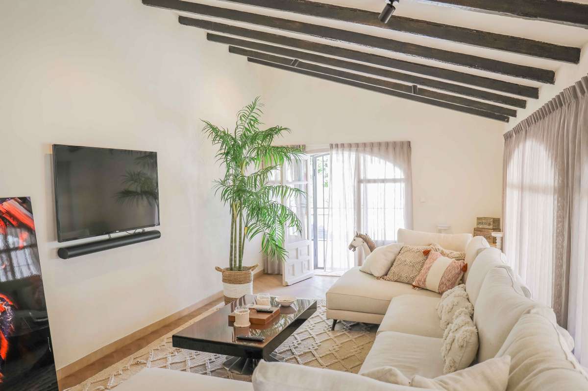 Venta. Chalet/Villa en Jesús Pobre