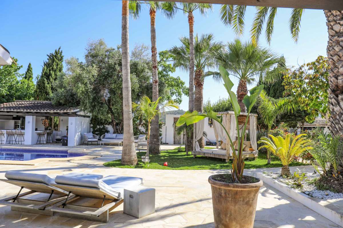 Venta. Chalet/Villa en Jesús Pobre