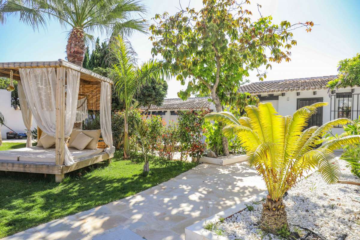 Venta. Chalet/Villa en Jesús Pobre