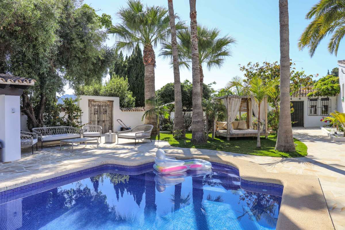 Venta. Chalet/Villa en Jesús Pobre