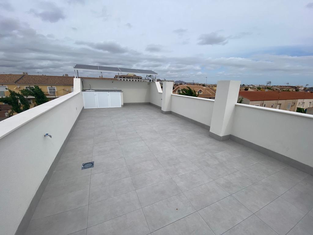 House in Los Alcazares - view 1