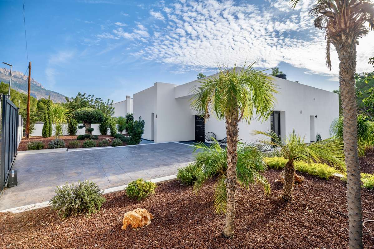 unabhangige-villa en altea · altea 995000€