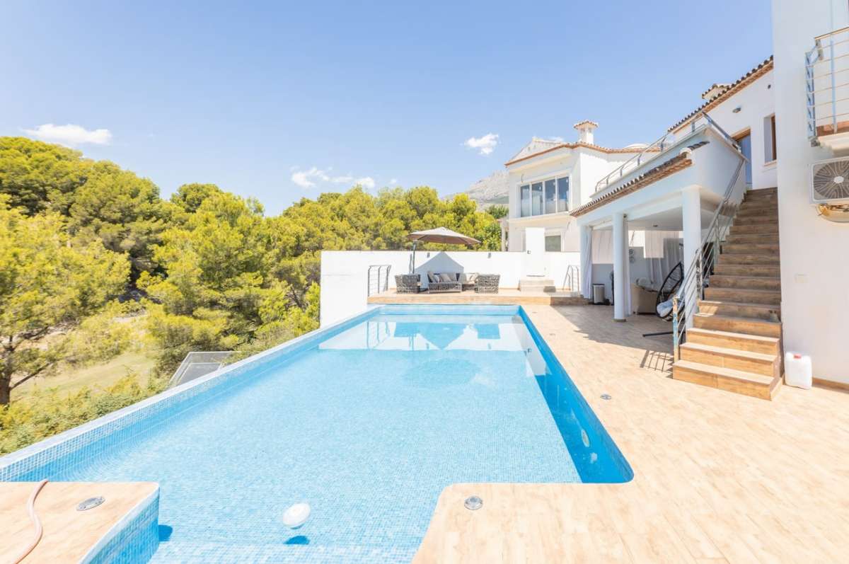 unabhangige-villa en altea · altea 1850000€
