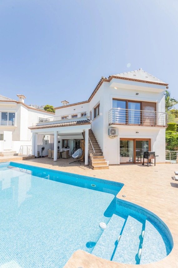 unabhangige-villa en altea · altea 1850000€