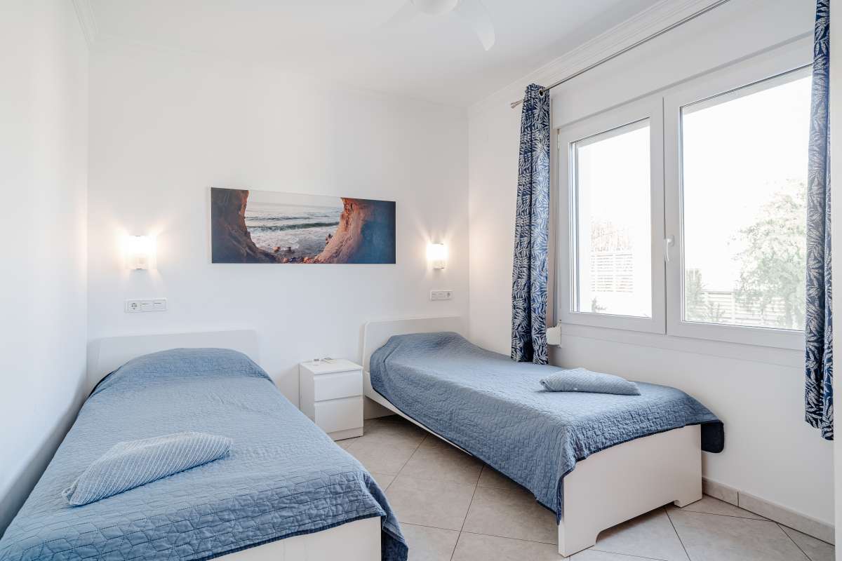 villa-independiente en costeres · costeres 750000€