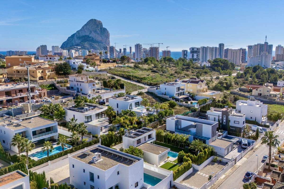 villa-independiente en calpe · calpe 1140000€