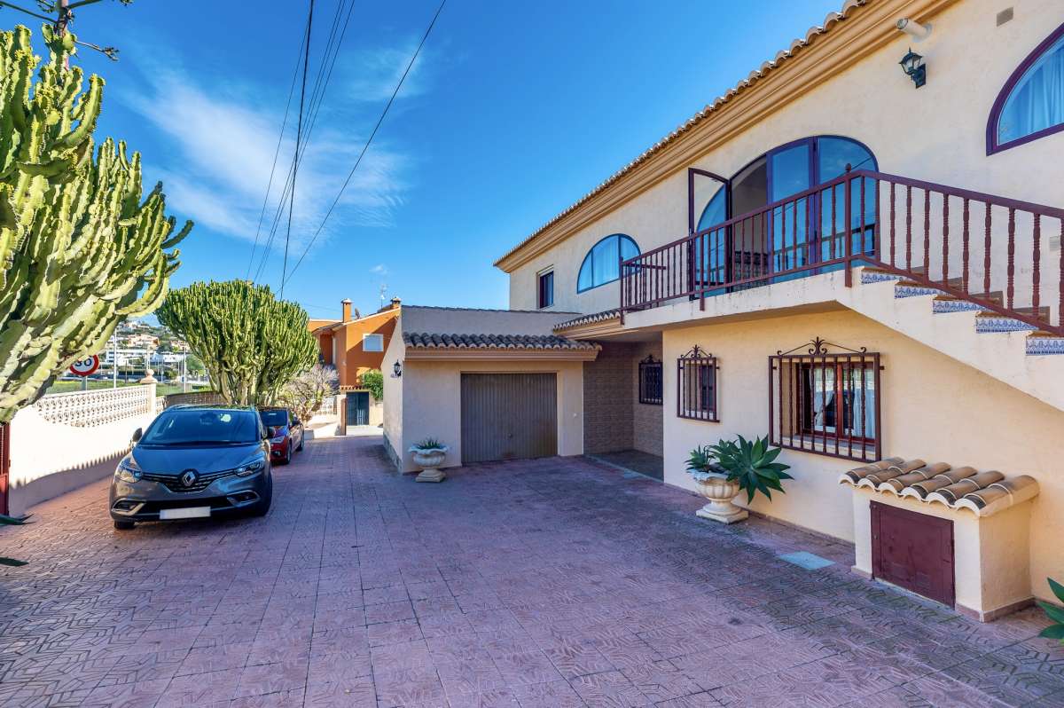villa-independiente en calpe · calpe 990000€