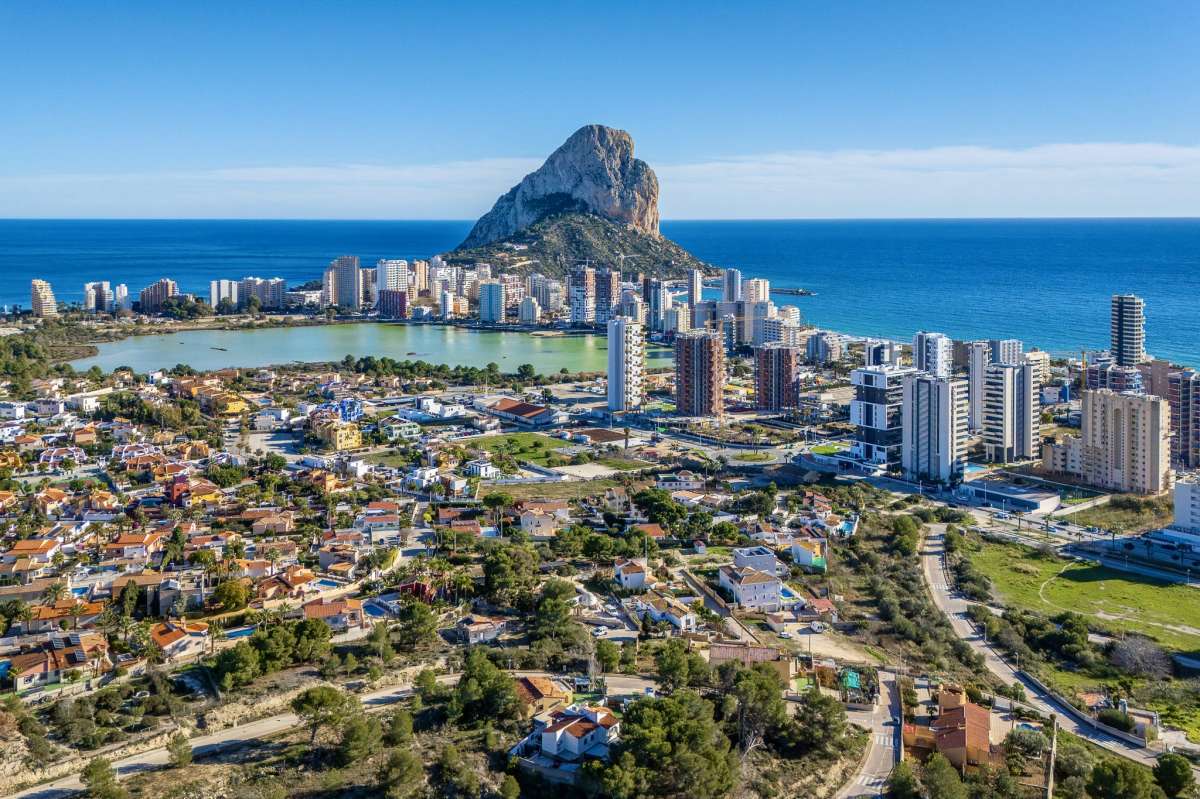 villa-independiente en calpe · calpe 990000€