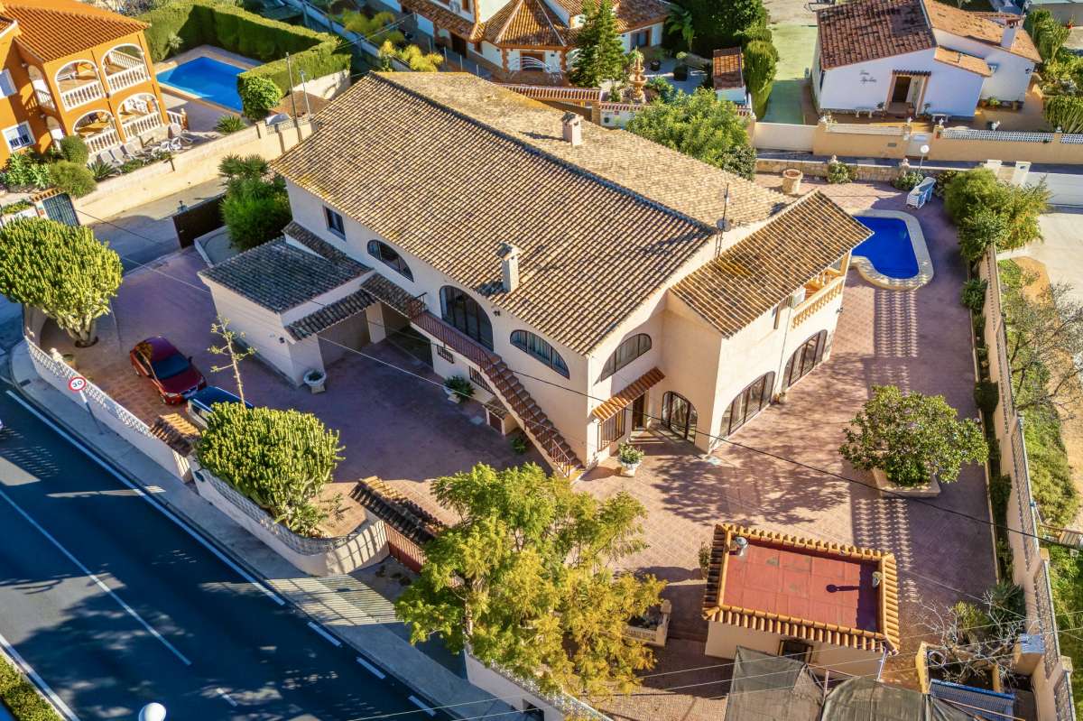 villa-independiente en calpe · calpe 990000€