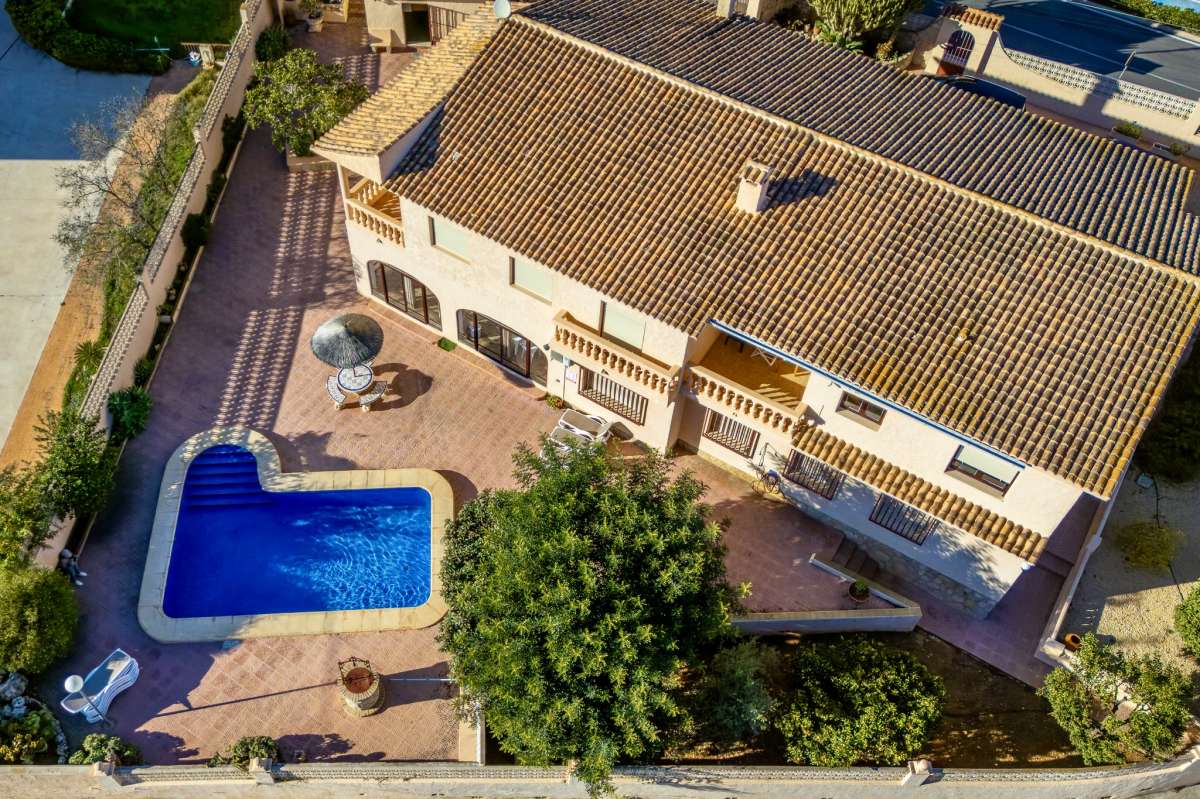 villa-independiente en calpe · calpe 990000€