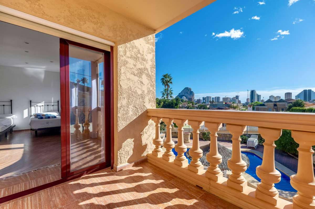 villa-independiente en calpe · calpe 990000€