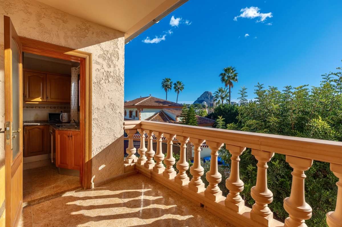 villa-independiente en calpe · calpe 990000€