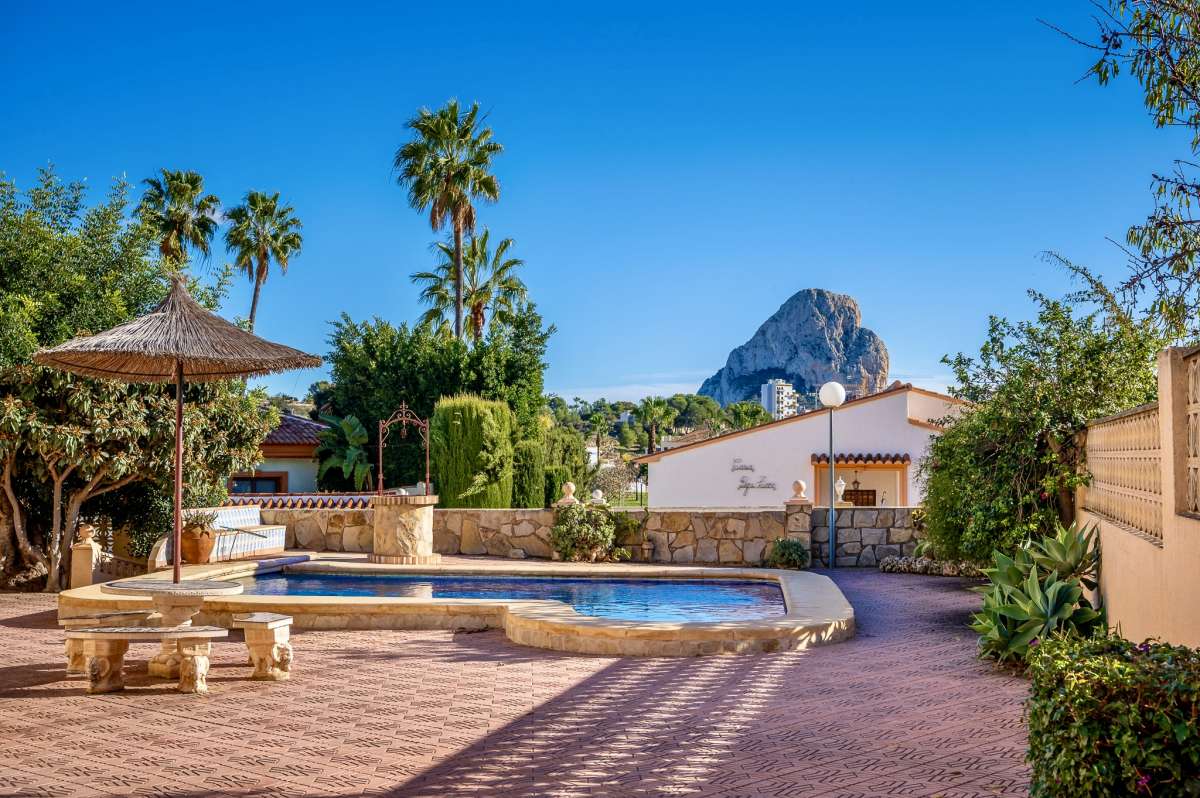 villa-independiente en calpe · calpe 990000€