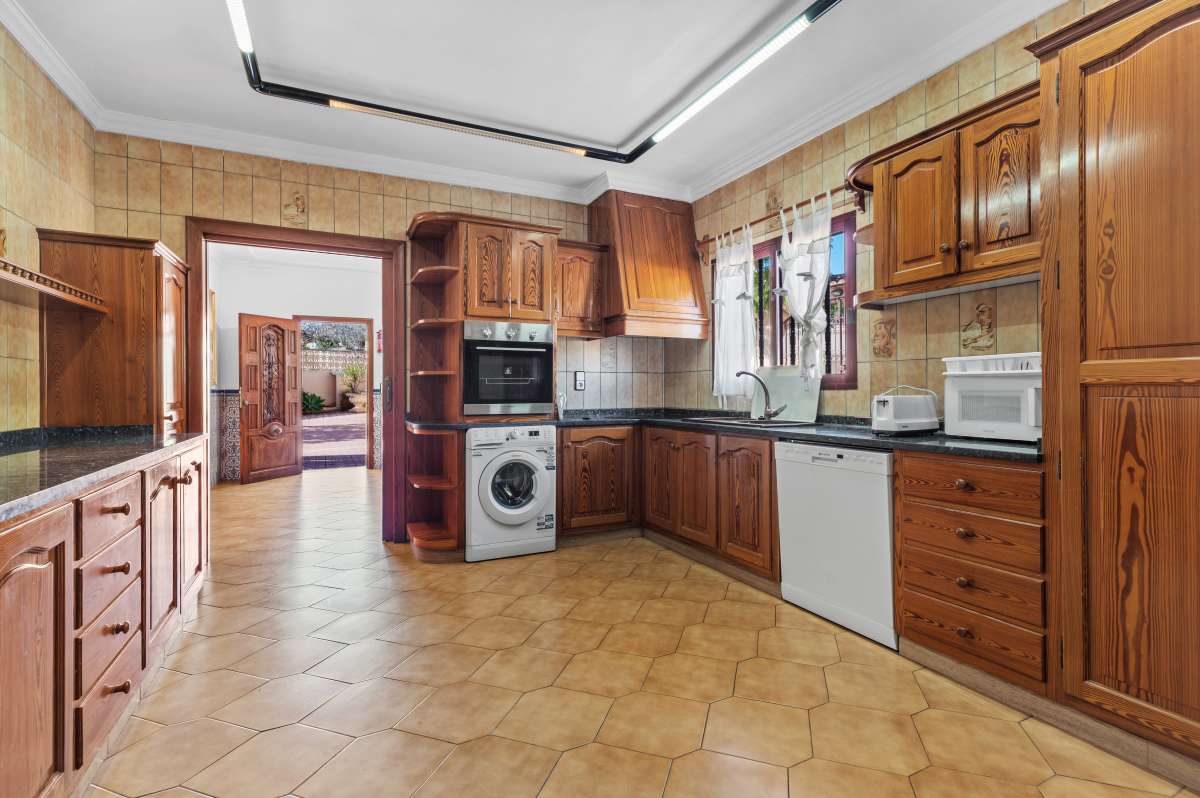 villa-independiente en calpe · calpe 990000€