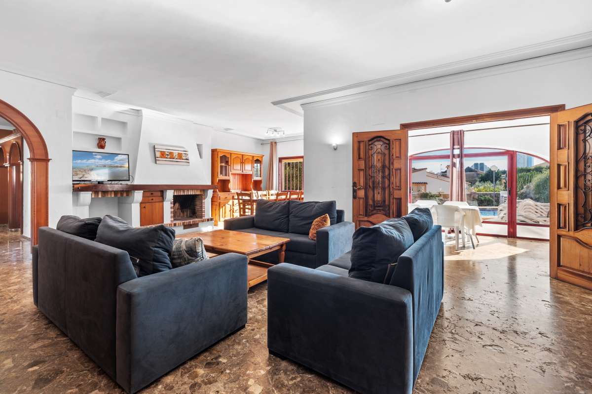 villa-independiente en calpe · calpe 990000€