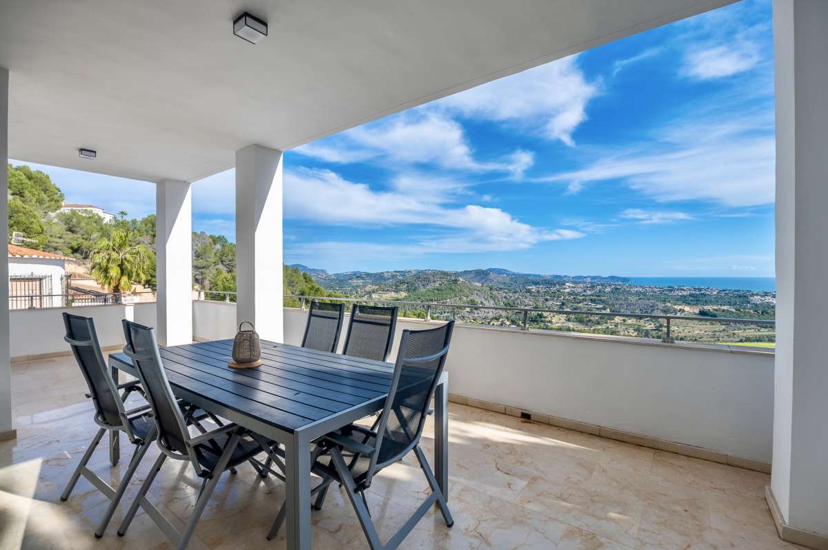 frittliggende-villa en calpe · calpe 1575000€