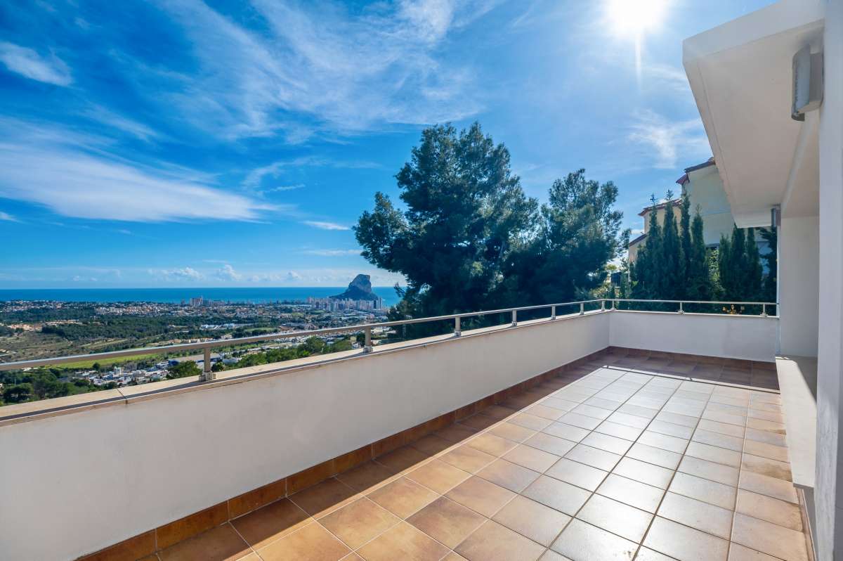 frittliggende-villa en calpe · calpe 1575000€