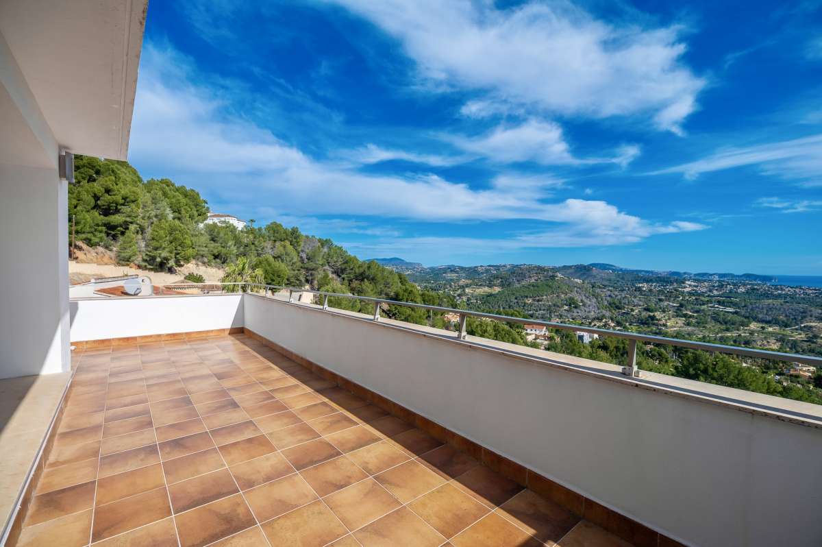 frittliggende-villa en calpe · calpe 1575000€