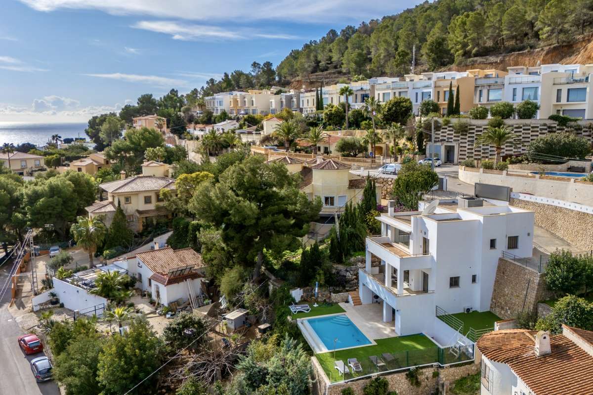 frittliggende-villa en calpe · calpe 1575000€