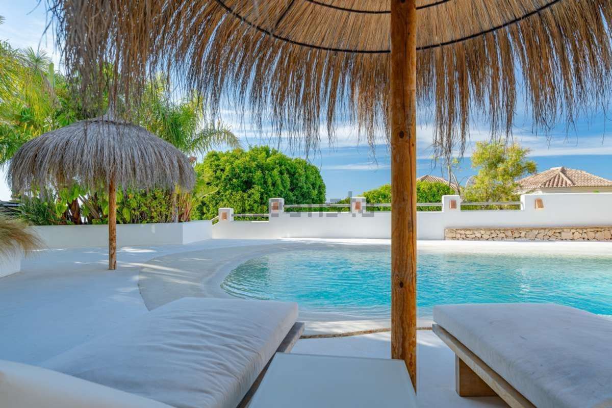 Villa for sale in Benissa Coast