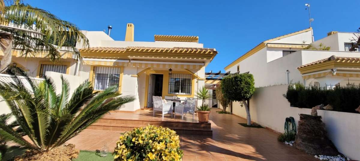 3 bedroom house / villa for sale in Torre de la Horadada, Costa Blanca
