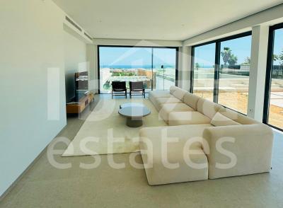 Foto 20 van Modern Villa with Two Private Pools in Santa Eulalia