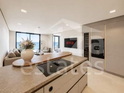 Foto 6 van THE ONE BY ELEMENTS – FULLY FURNISHED STATIONARY LUXURY LINER IN FIRST SEA LINE