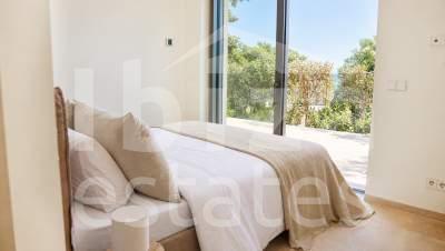 Foto 6 van THE ONE BY ELEMENTS – STATIONARY LUXURY LINER IN FIRST SEA LINE