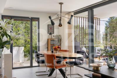 Foto 7 van Talamanca Bay Apartments – Exclusive Duplex with Private Pool and Sea Views