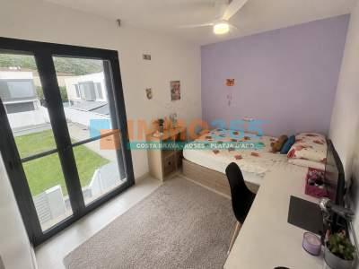 property 6a2be30cb517951ce7d455d410