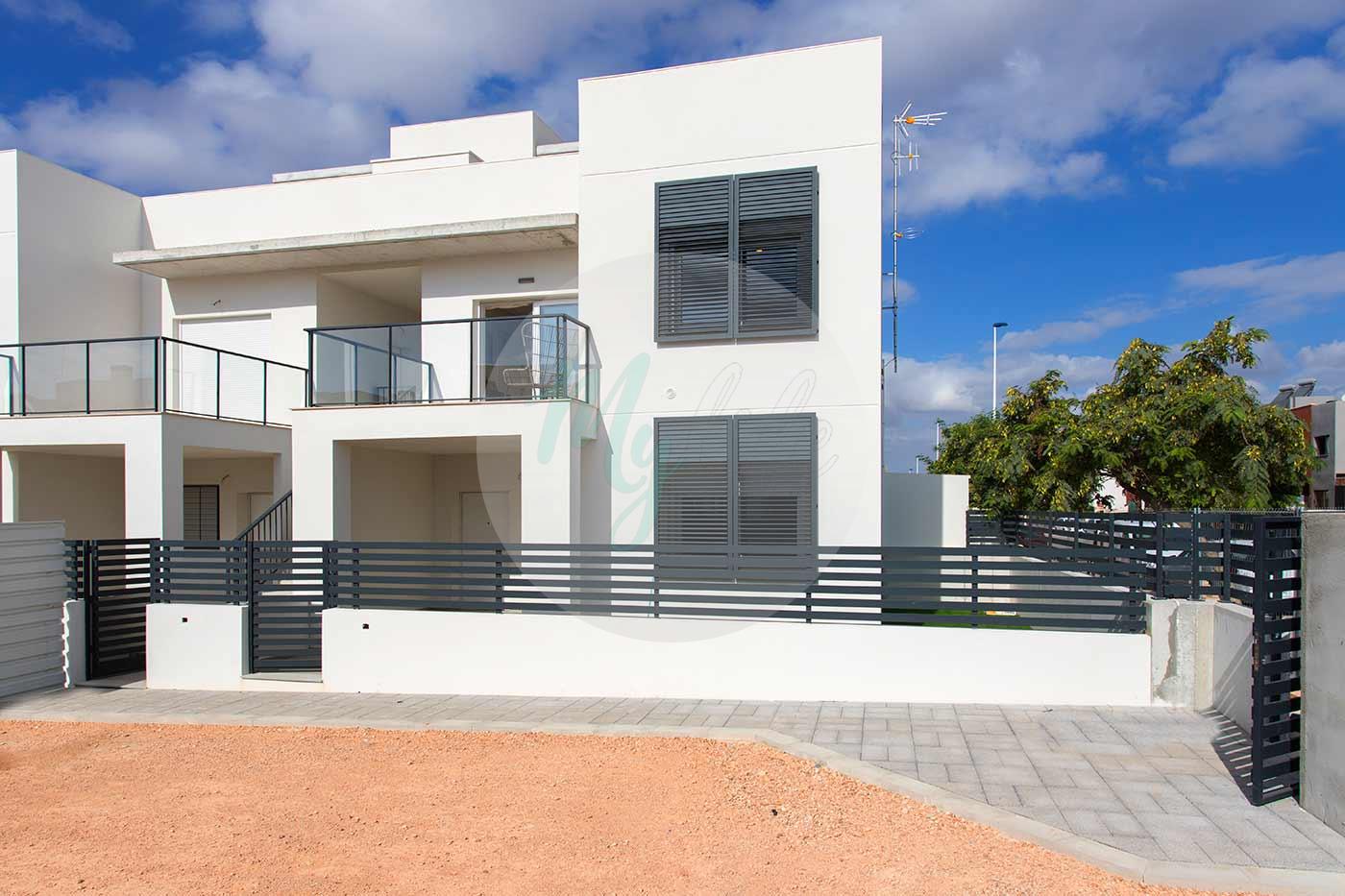La vida de lujo de Marbella con nuevas Villas, Adosados y Apartamento en el alcance de todos