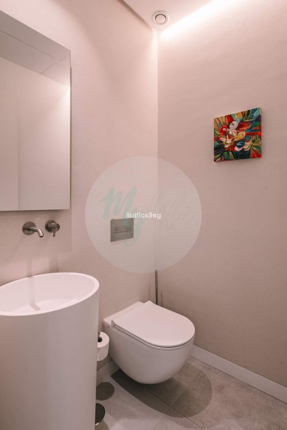 Casa independiente en Central Nueva Andalucía