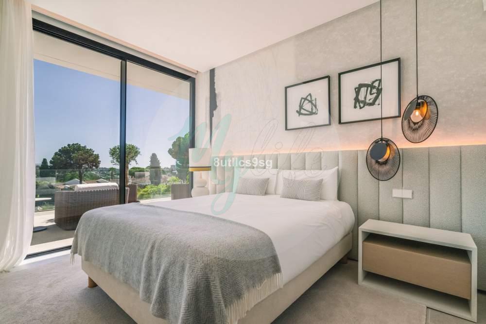 Casa independiente en Central Nueva Andalucía