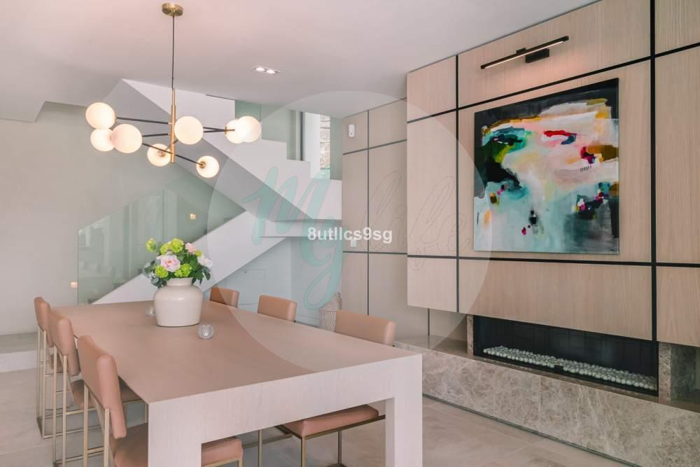 Casa independiente en Central Nueva Andalucía