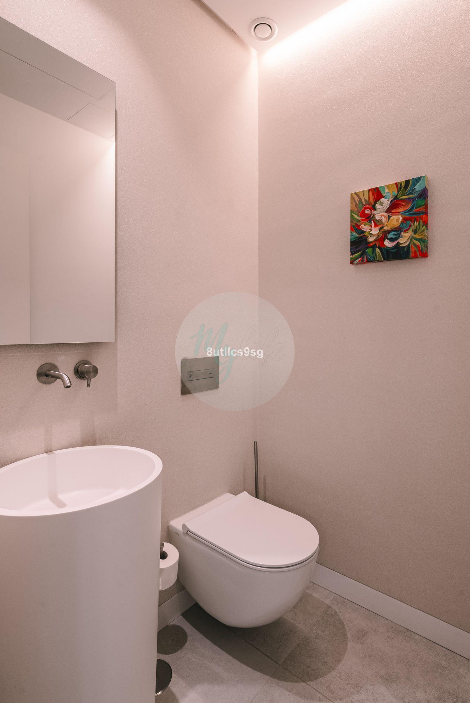 Casa independiente en Central Nueva Andalucía