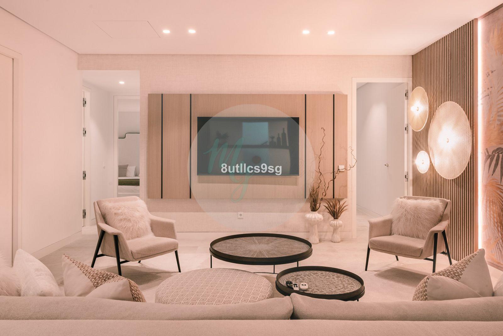 Casa independiente en Central Nueva Andalucía