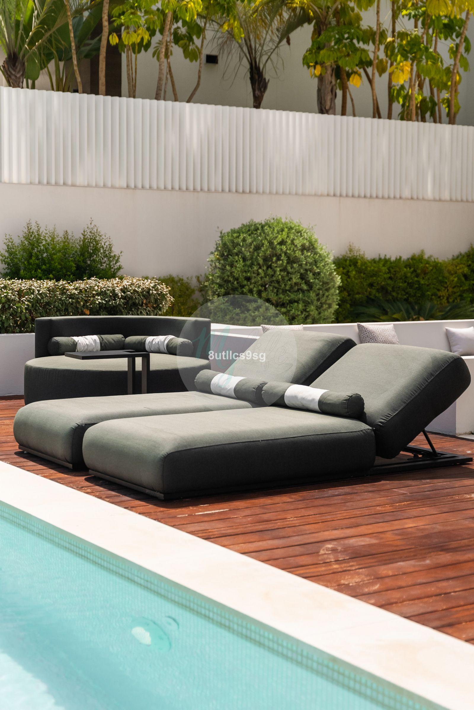 Casa independiente en Central Nueva Andalucía